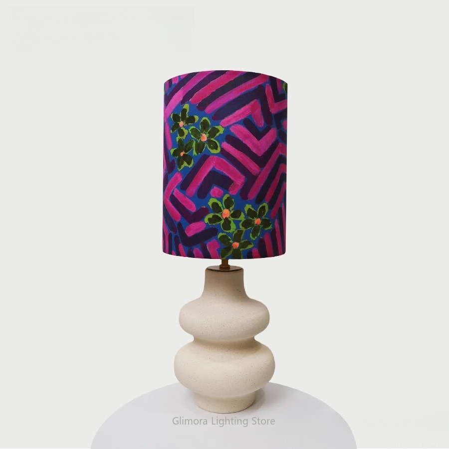 Century Textile & Sewing Supply Photos - Liberty stoffen tafellamp: geïmporteerd textiel met