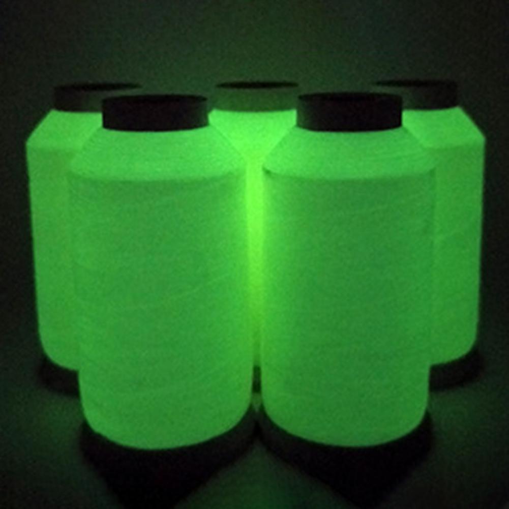 Sewing Recycle - 1 rol borduurgaren draad Glow in