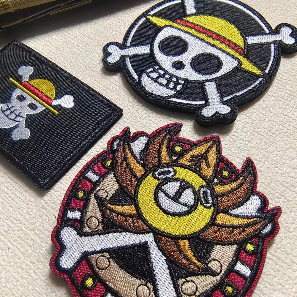 One Piece Badg Cartoon mouwpat - Velcro Sew On recensie en prijs